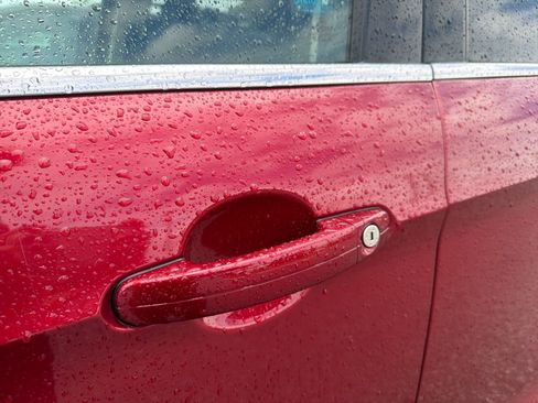 Used 2018 Ford Escape SEL w/ Ford Safe & Smart Package image 9