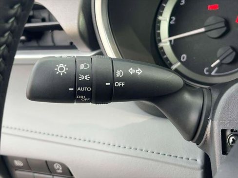 Used 2026 Toyota Highlander XLE image 23