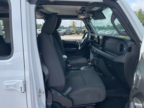 Used 2024 Jeep Wrangler Unlimited Rubicon 4xe w/ Convenience Group AWD/4WD image 41