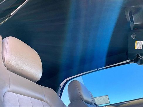 Used 2004 Chrysler Sebring LXi image 23