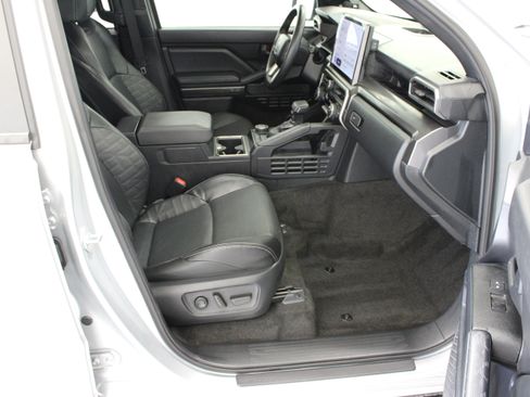Used 2025 Toyota 4Runner TRD Sport Premium RWD image 39