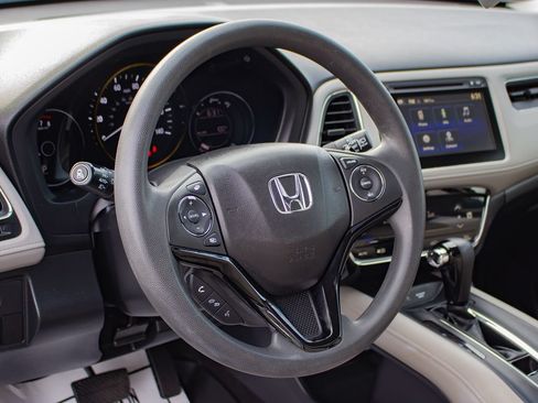 Used 2017 Honda HR-V EX image 24