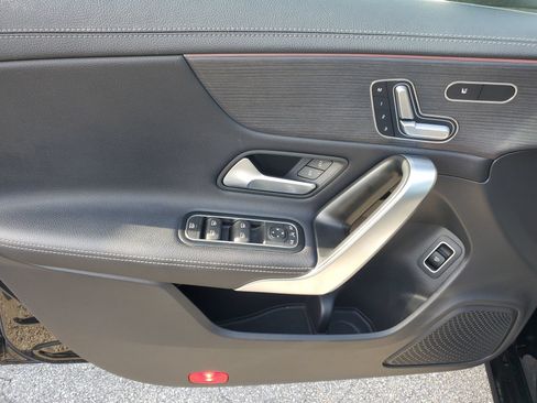Used 2023 Mercedes-Benz CLA 250 4MATIC image 14