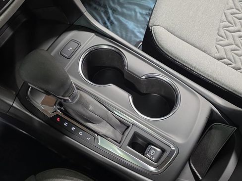 Used 2024 Chevrolet Equinox LT w/ LPO, Floor Liner Package FWD image 27