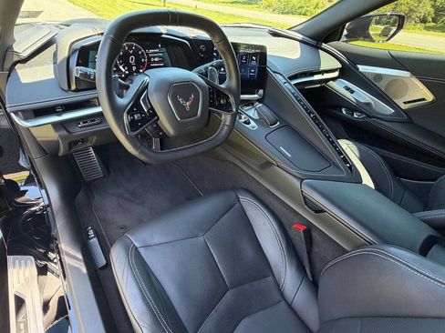 Used 2024 Chevrolet Corvette Stingray Preferred Cpe w/ Z51 Performance Package RWD image 26