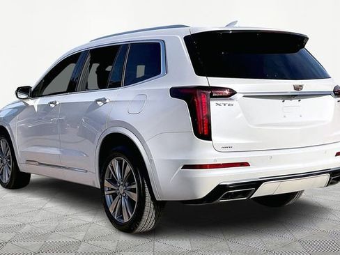 Used 2024 Cadillac XT6 Premium Luxury w/ Technology Package image 4