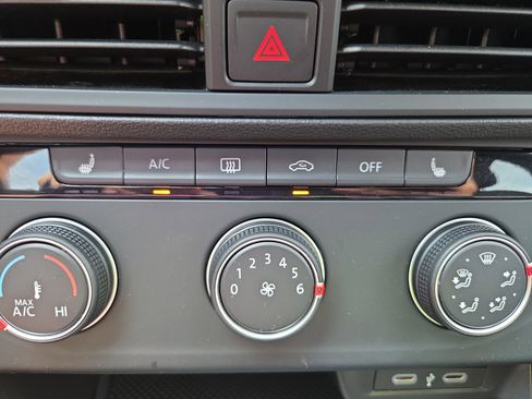 Used 2024 Volkswagen Jetta Sport FWD image 16