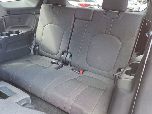 Certified 2023 Honda Pilot Sport image 12