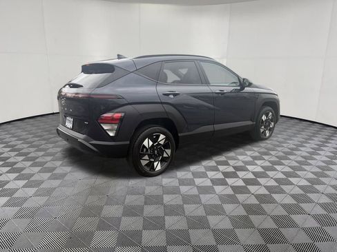 Used 2024 Hyundai Kona SEL w/ Convenience Package AWD/4WD image 5