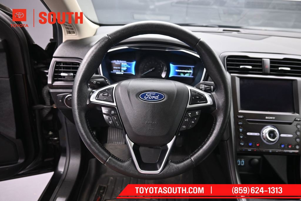 Used 2020 Ford Fusion Energi Titanium FWD image 24