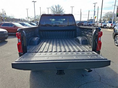 Used 2025 Chevrolet Silverado 2500 Custom image 23