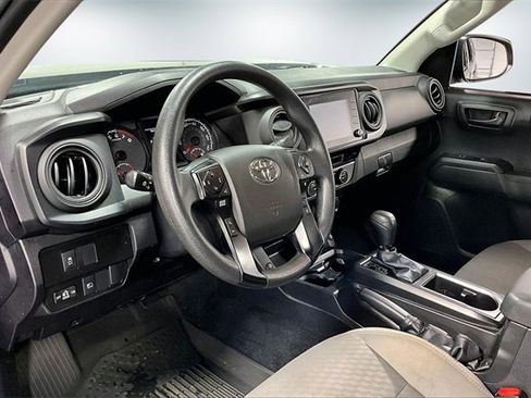 Used 2022 Toyota Tacoma SR image 17
