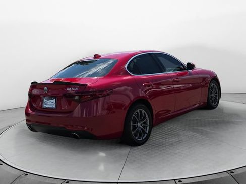 Used 2019 Alfa Romeo Giulia AWD w/ Cold Weather Package image 5