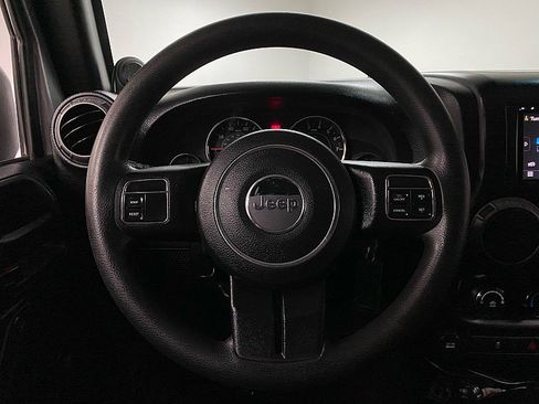 Used 2013 Jeep Wrangler Unlimited Sport image 17