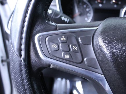 Used 2019 Chevrolet Equinox Premier image 19