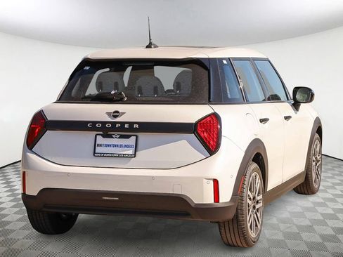 New 2026 MINI Cooper 4-Door Hardtop FWD image 5