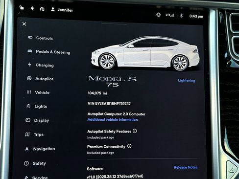 Used 2017 Tesla Model S 75 image 28