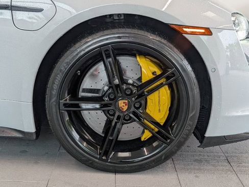 Used 2022 Porsche Taycan Turbo S image 17