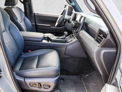 Used 2024 Lexus GX 550 w/ Accessory Package (Z1) AWD/4WD image 29