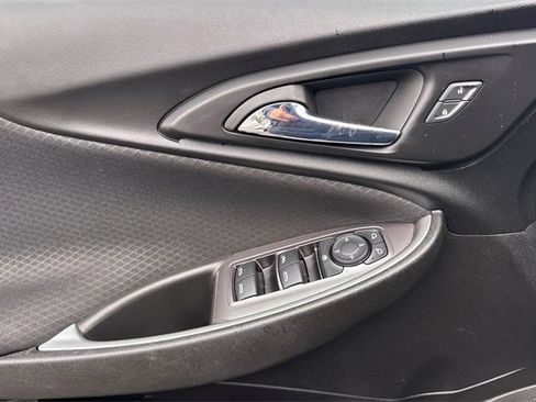 Used 2023 Chevrolet Malibu LT image 11