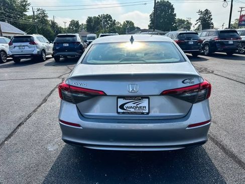 Used 2023 Honda Civic EX image 7