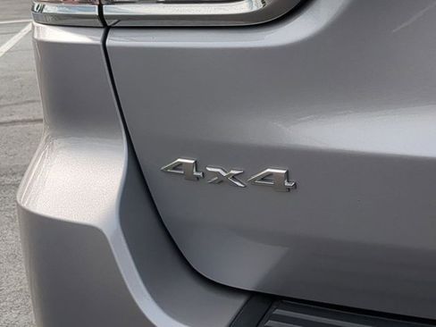 Used 2018 Jeep Grand Cherokee Laredo image 26