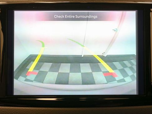 Used 2024 Chrysler Pacifica Touring-L FWD image 29