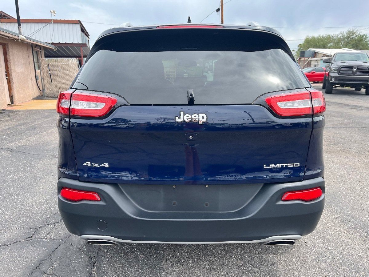 Used 2015 Jeep Cherokee Limited AWD/4WD image 6