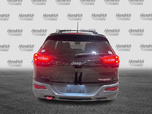 Used 2018 Jeep Cherokee Trailhawk AWD/4WD image 45
