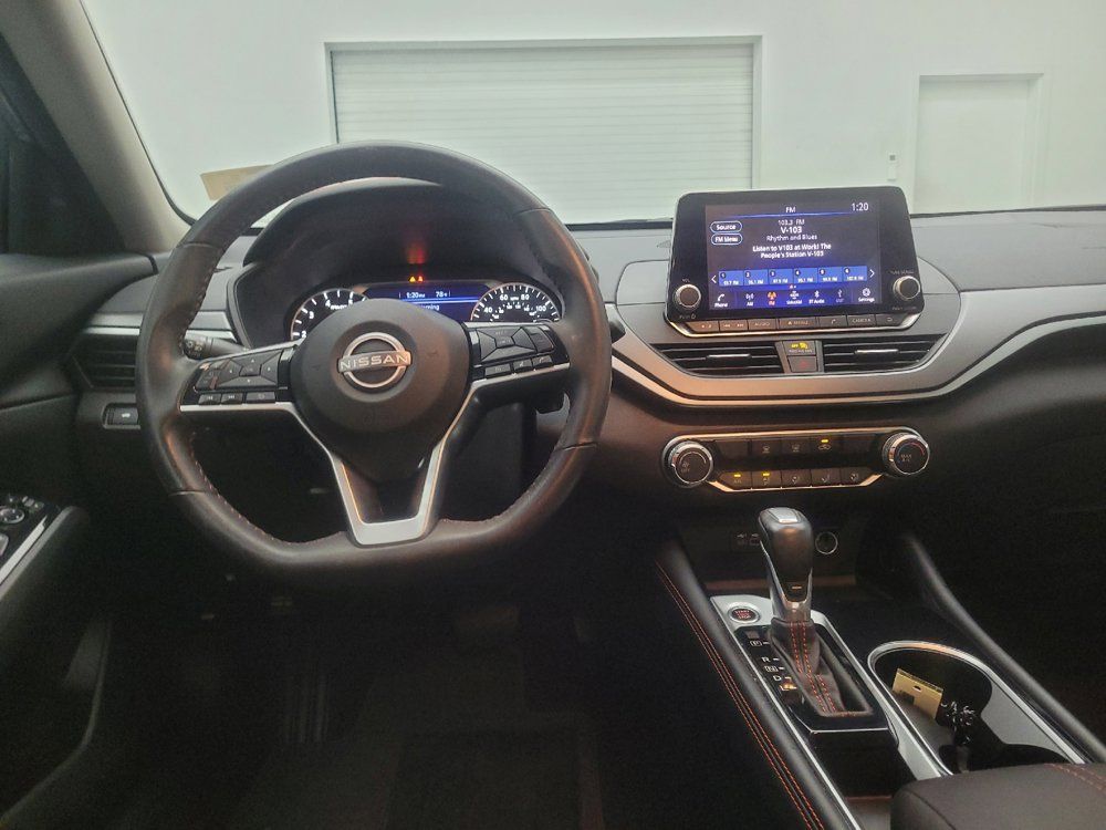 Used 2025 Nissan Altima 2.5 SR FWD image 22