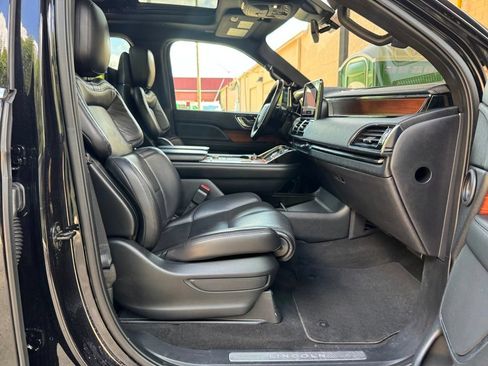 Used 2020 Lincoln Navigator L Reserve w/ Equipment Group 201A Reserve AWD/4WD image 39