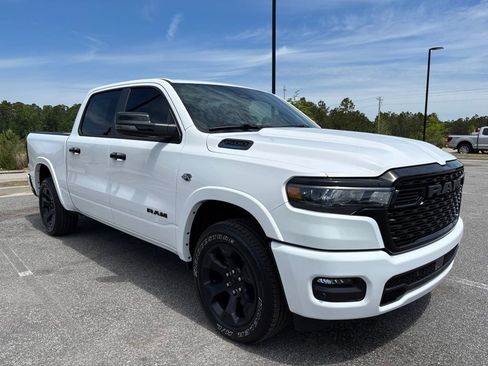 Used 2026 RAM 1500 4x4 Crew Cab image 19