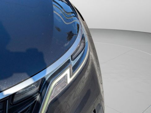 Certified 2023 Kia Carnival EX image 13