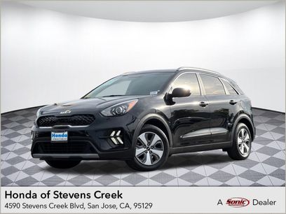 Used 2022 Kia Niro LX