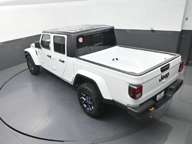 New 2026 Jeep Gladiator Sport AWD/4WD image 14