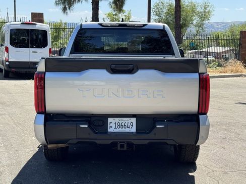 Used 2022 Toyota Tundra SR5 w/ Convenience Package RWD image 5