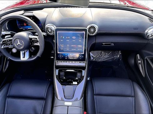 Used 2023 Mercedes-Benz SL 63 AMG 4MATIC image 14