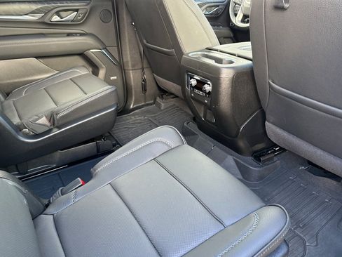 Used 2024 GMC Yukon XL Denali w/ LPO, Floor Liner Package image 16