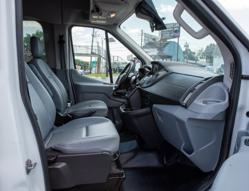 Used 2017 Ford Transit 350 XL RWD image 18