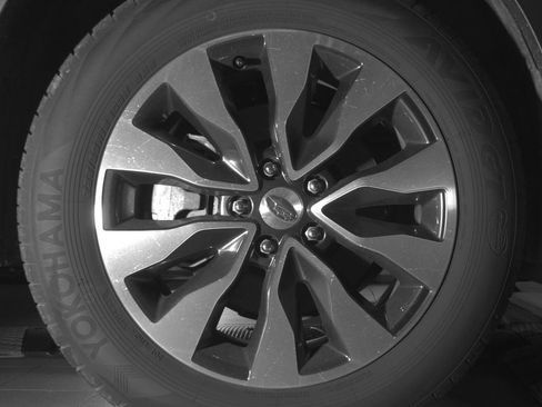 Used 2025 Subaru Outback Touring XT AWD/4WD image 9