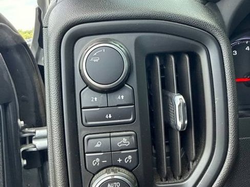 Used 2024 Chevrolet Silverado 2500 Custom w/ Custom Value Package AWD/4WD image 28
