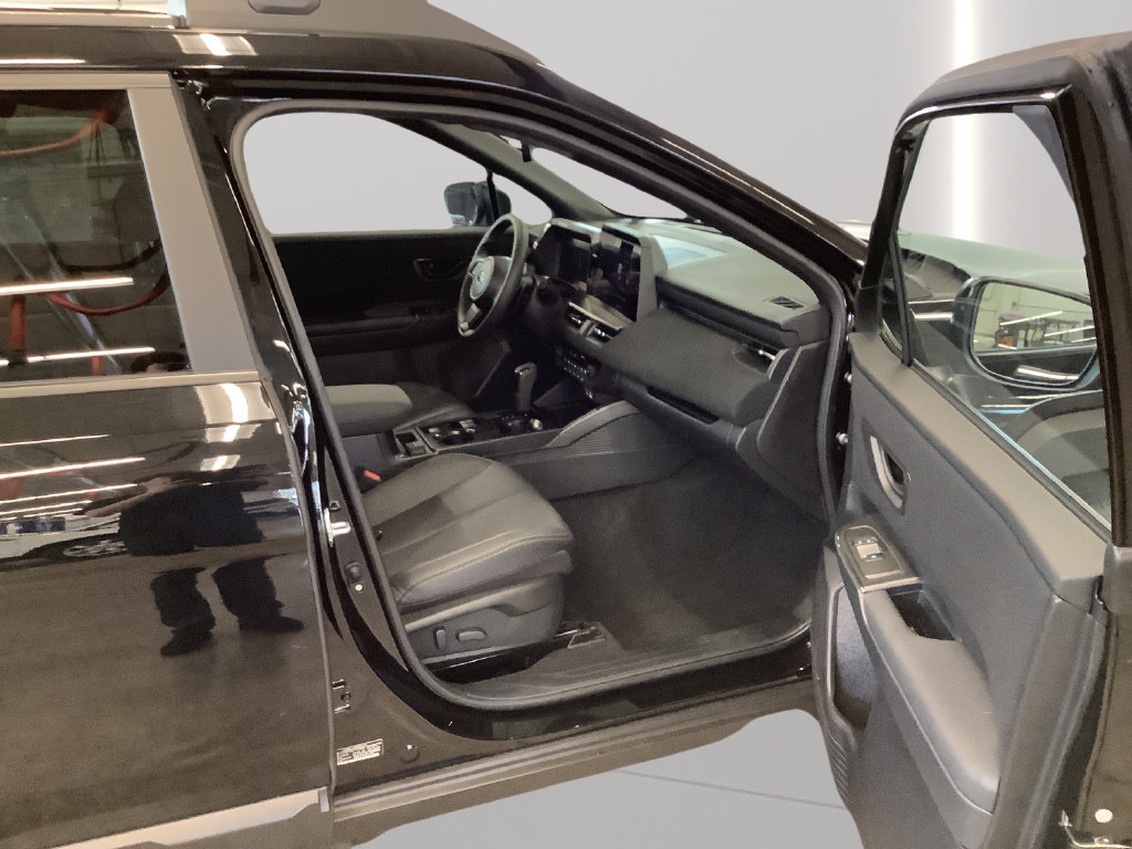 Certified 2026 Subaru Outback Limited AWD/4WD image 12