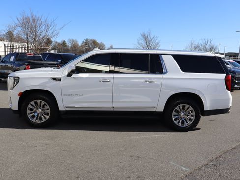 Certified 2024 GMC Yukon XL Denali image 7