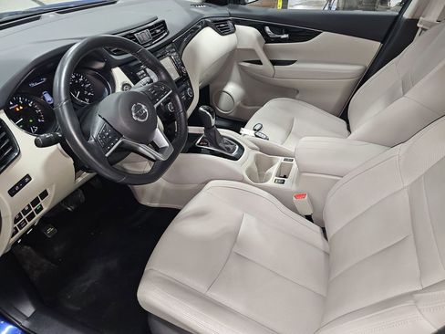 Used 2018 Nissan Rogue Sport SL w/ SL Premium Package image 33