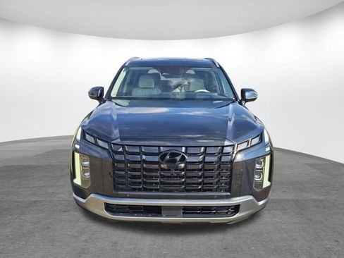 Used 2024 Hyundai Palisade Limited image 2