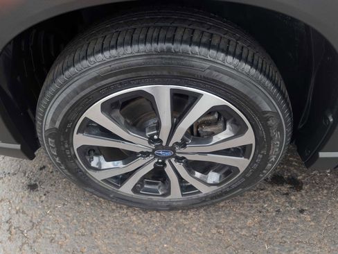 Certified 2023 Subaru Forester Limited AWD/4WD image 9