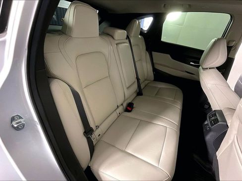 Certified 2025 Nissan Murano SL AWD/4WD image 37