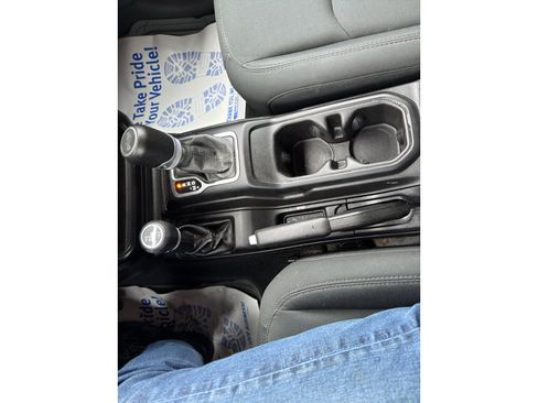 Used 2020 Jeep Wrangler Unlimited Sport S image 16