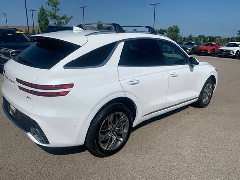 Used 2023 Genesis GV70 2.5T w/ Advanced Package AWD/4WD image 6