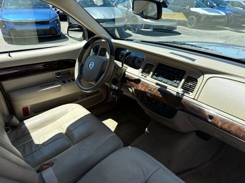 Used 2009 Mercury Grand Marquis LS RWD image 5